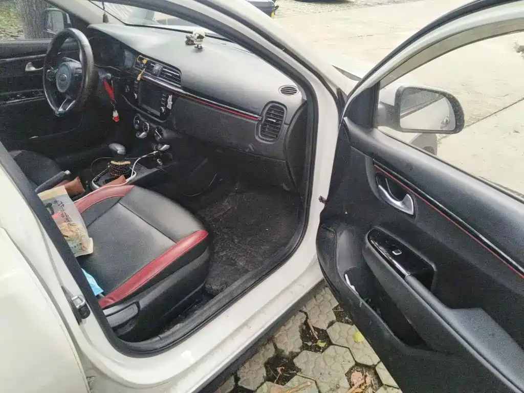 Kia KX CROSS 2019 2017 1.4L AT GLS