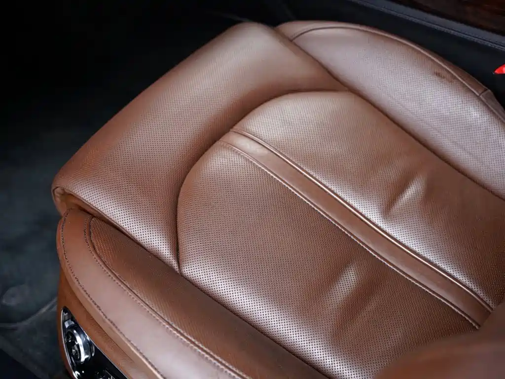 Audi A8 2013 A8L 6.3 FSI W12 quattro Flagship фото 32