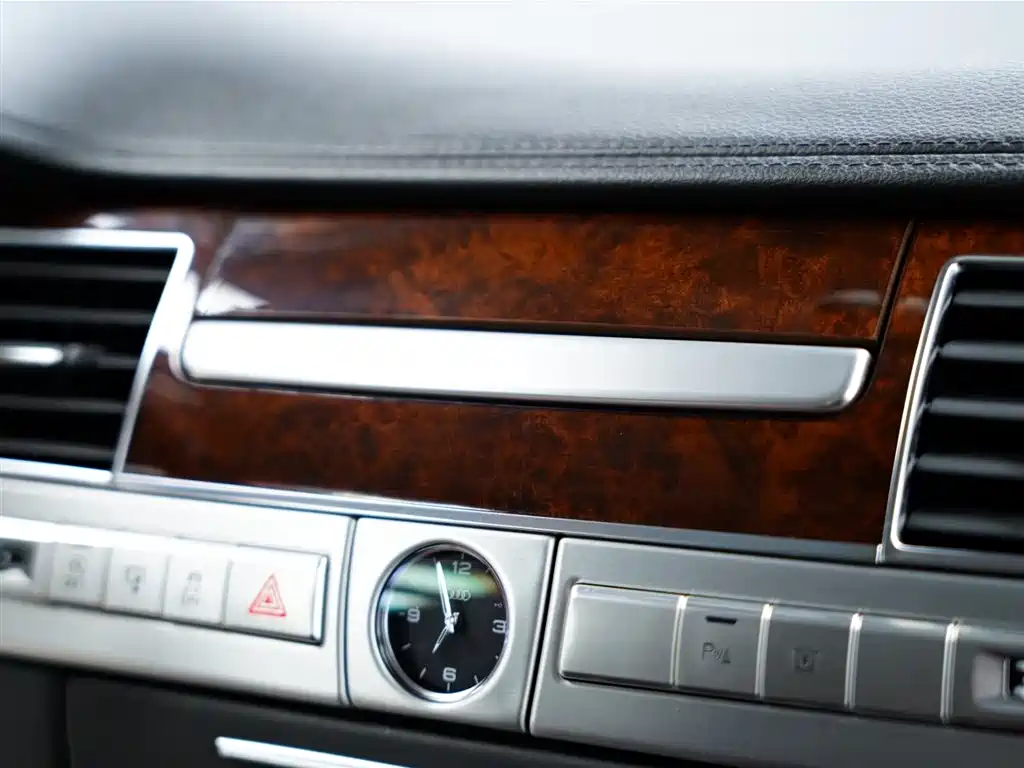 Audi A8 2013 A8L 6.3 FSI W12 quattro Flagship фото 48
