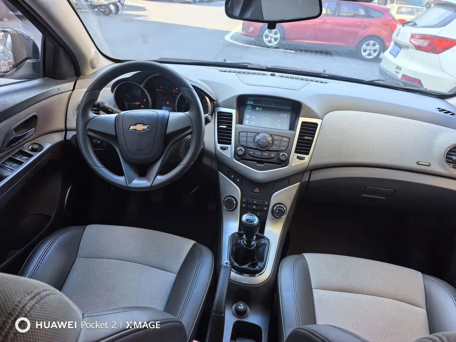 Фото 8 - Chevrolet Cruze