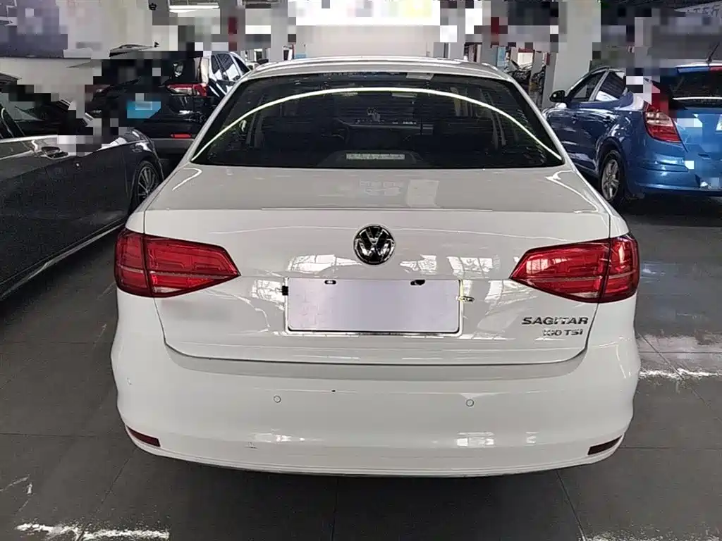 Volkswagen Sagitar 2018 180TSI DSG Premium Edition фото 6