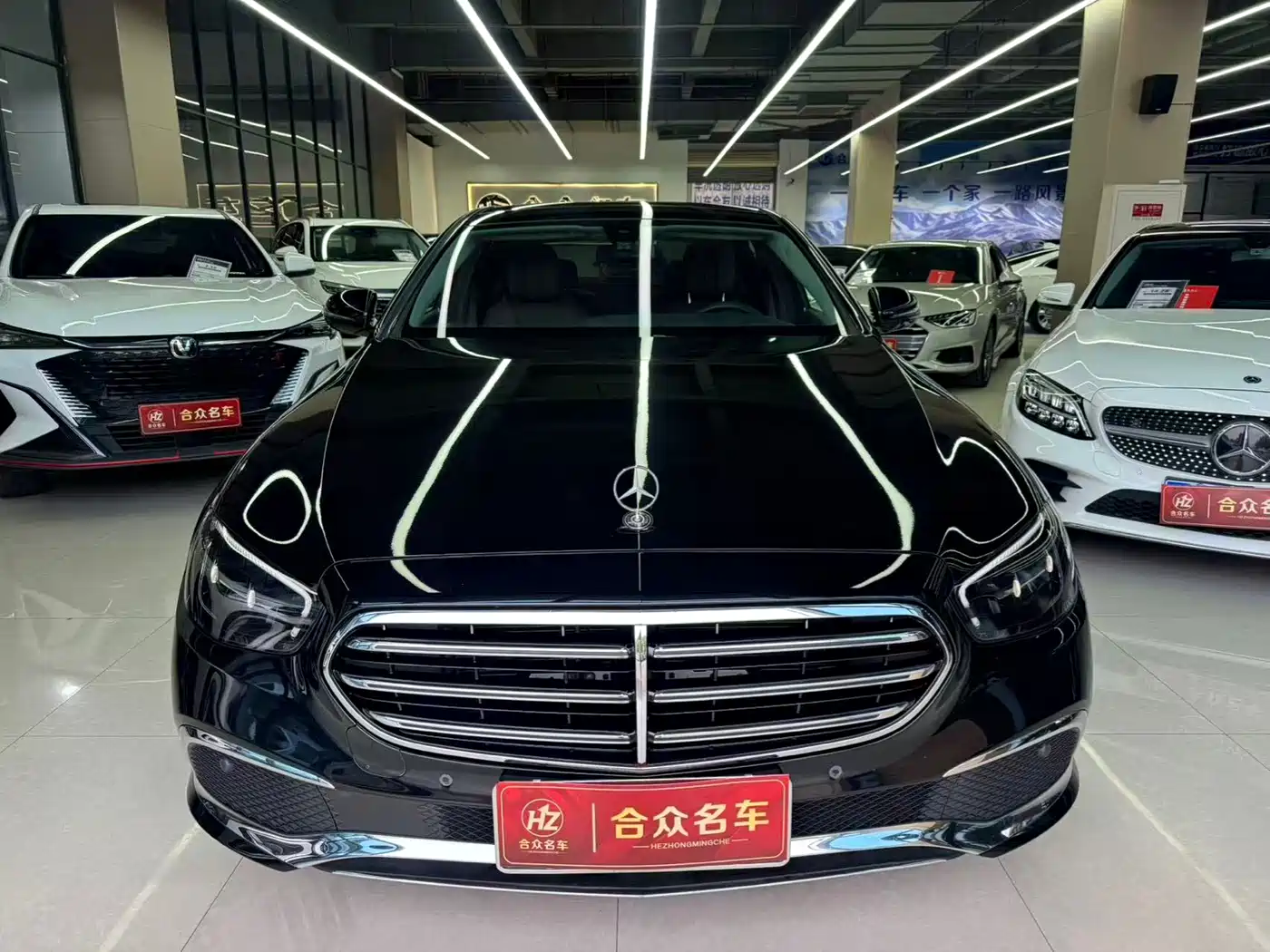 Mercedes-Benz E-Class 2022 Model Facelift II E 260 L фото 2