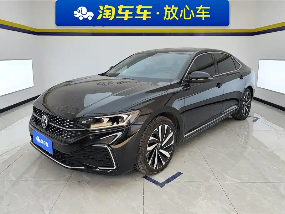 Volkswagen Passat 2023 Facelift 330TSI Starlight Elite Edition