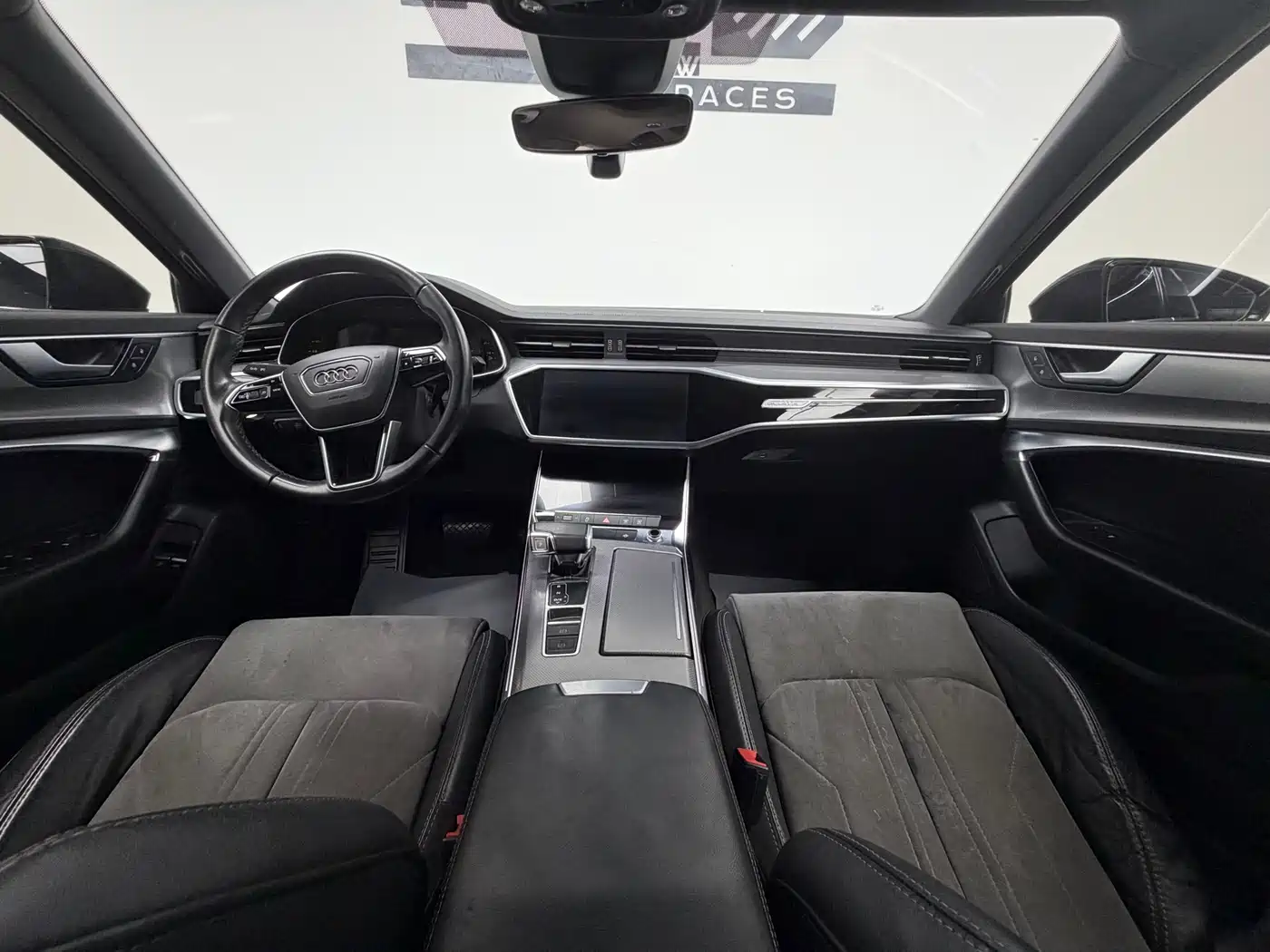 Audi A6L New Energy 2020 55 TFSI e quattro фото 13