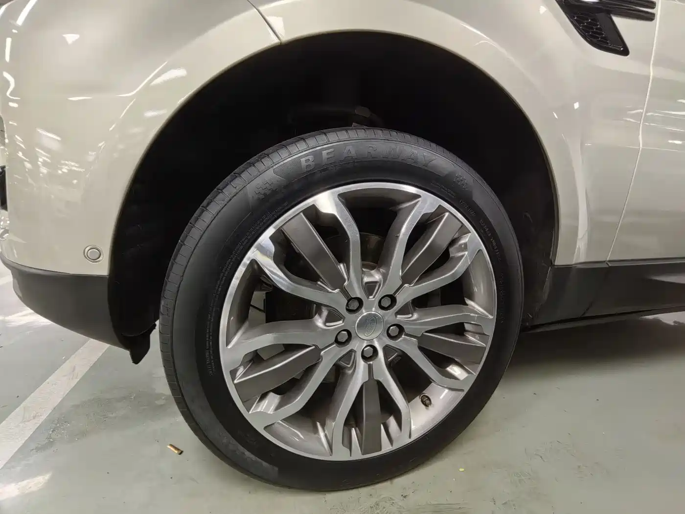 Land Rover Range Rover Sport 2014 3.0 SC V6 HSE фото 16
