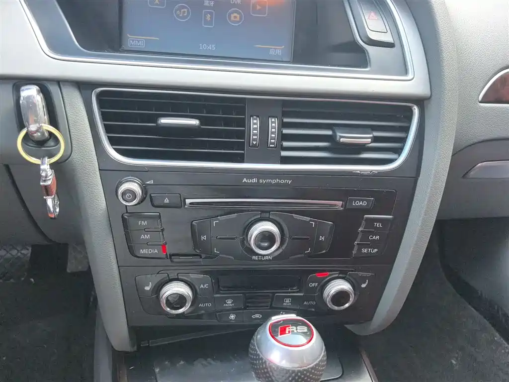 Audi A4L 2015 35 TFSI Auto Comfort фото 9