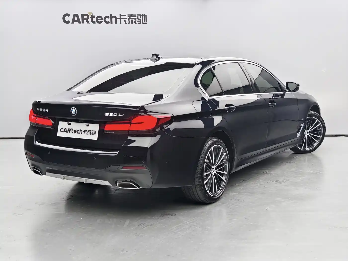 BMW 5 Series 2023 530Li Leading M Sport Package фото 15