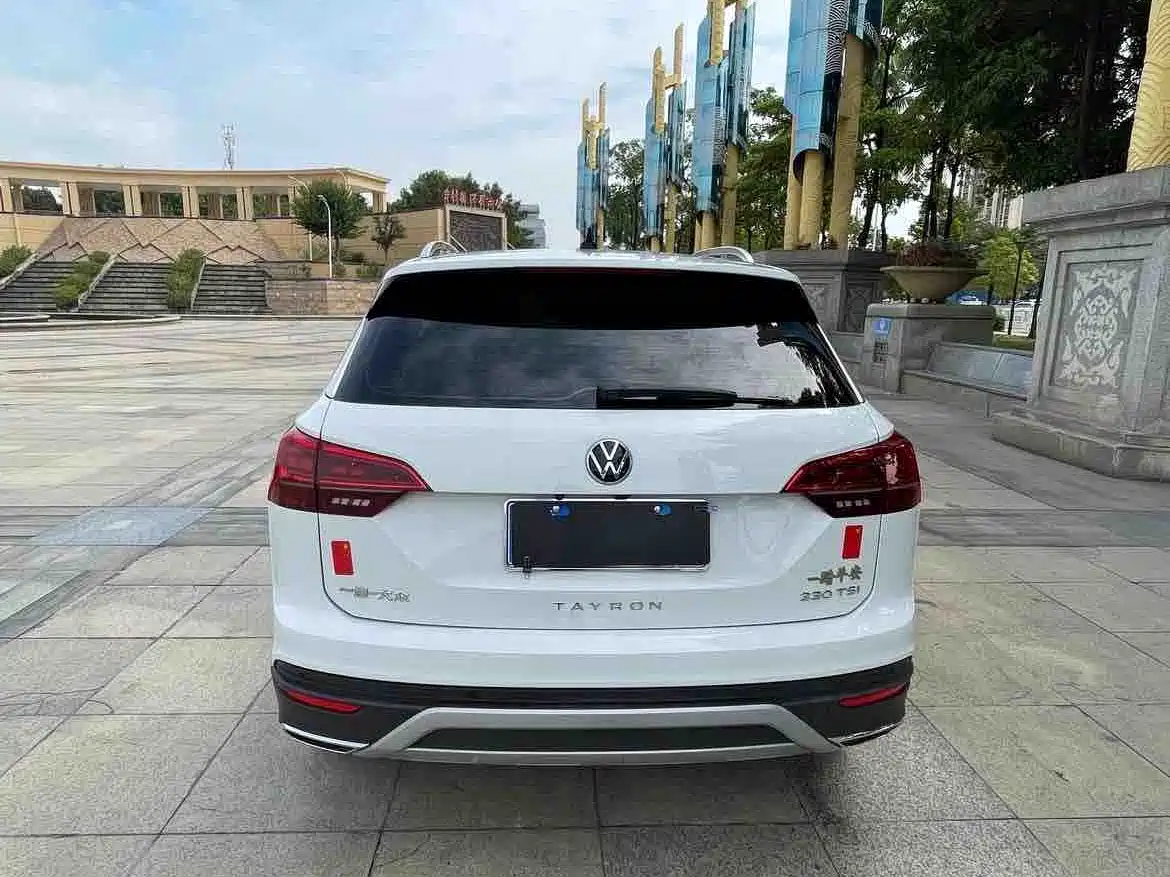 Volkswagen Tayron 2022 330TSI 2WD Luxury Smart Connect Edition фото 5