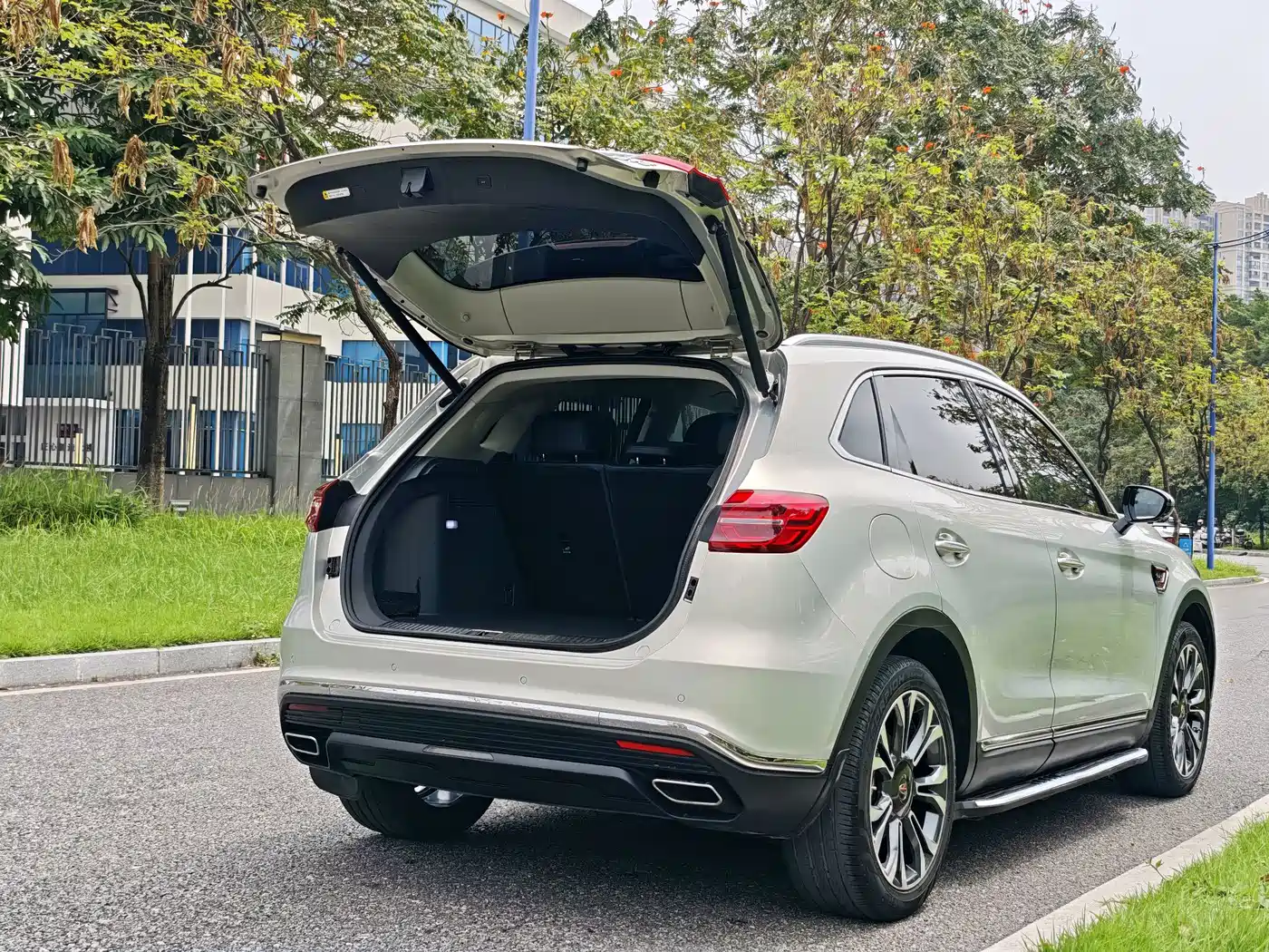 Hongqi HS5 2020 2019 2.0T Smart Connect Enjoy 4WD Edition