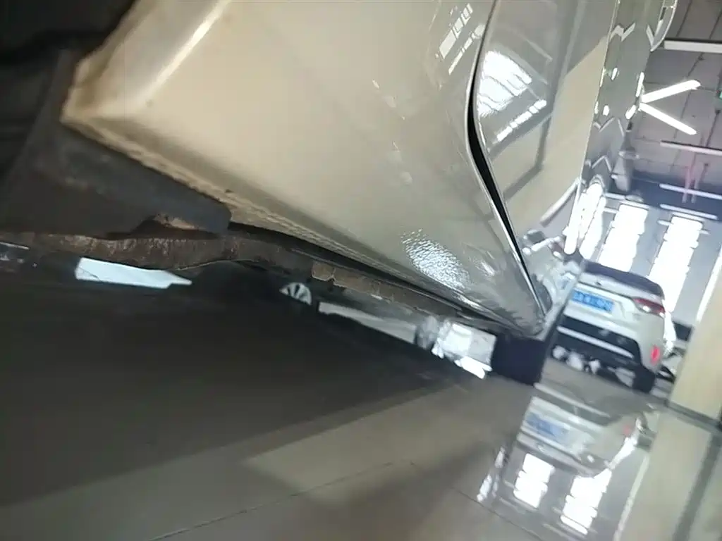 Toyota Levin 2018 185T CVT Premium Edition China V фото 19