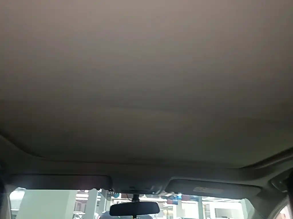 Photo 18 - Toyota RAV4 Rongfang