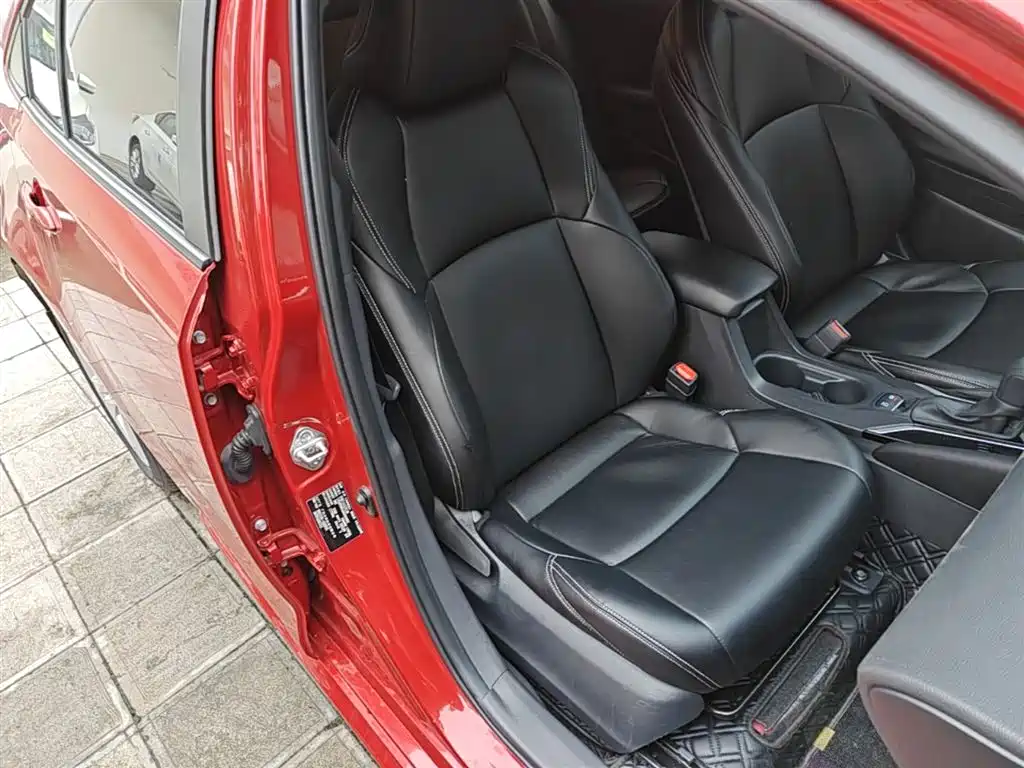 Toyota Levin 2022 185T CVT Luxury Edition фото 25