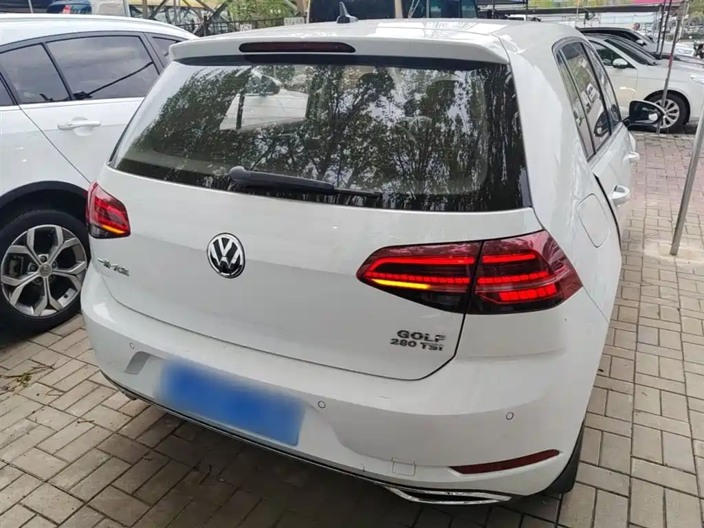 Volkswagen Golf 2019 280TSI DSG Luxury (China V) фото 6