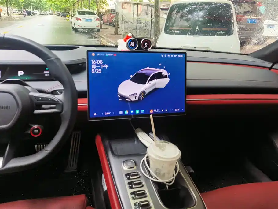 Xiaomi Auto Xiaomi SU7 2024 AWD Extended Range Advanced Smart Driving Max Edition фото 13