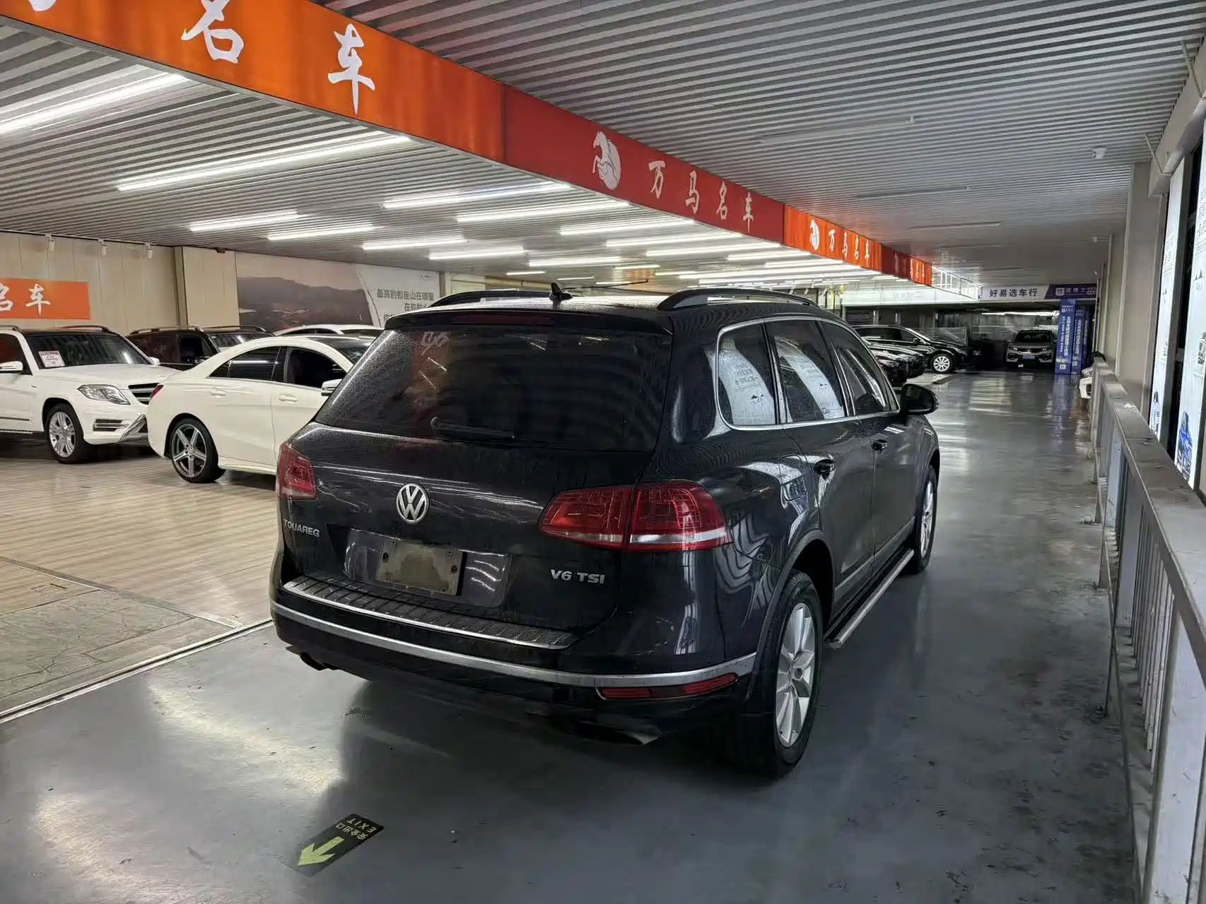 Photo 4 - Volkswagen Touareg