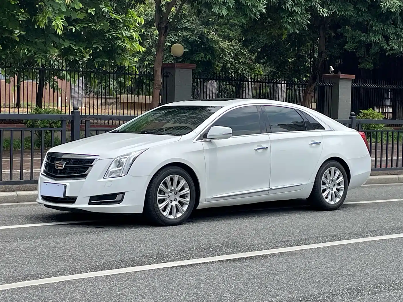 Cadillac XTS 2016 2016 28T Technology