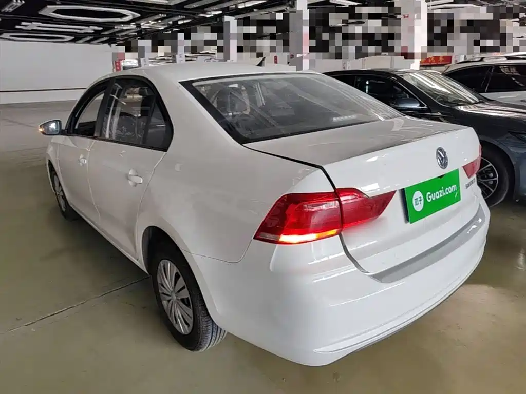 VOLKSWAGEN SANTANA
