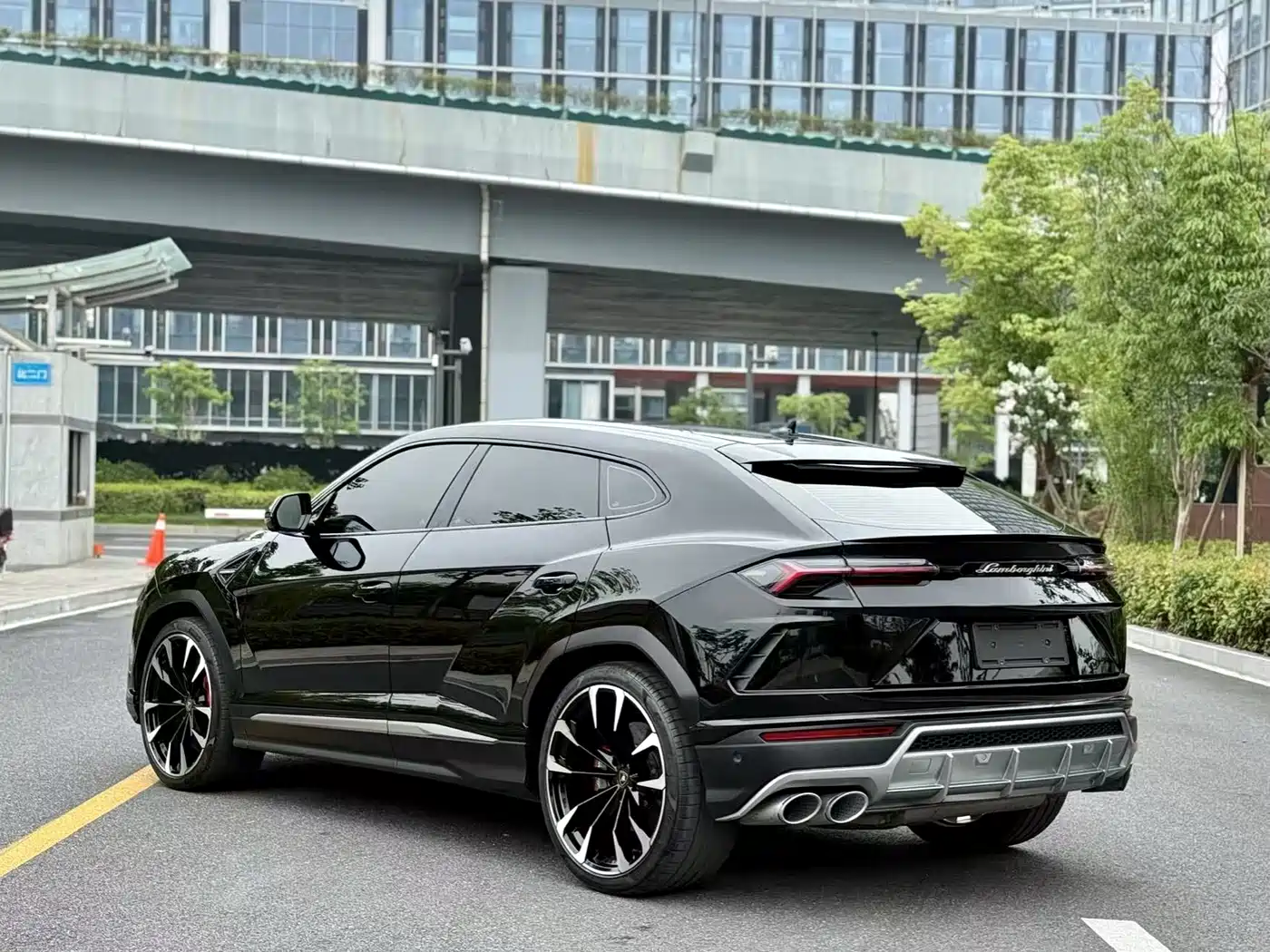 Lamborghini Urus 2021 4.0T V8 фото 7