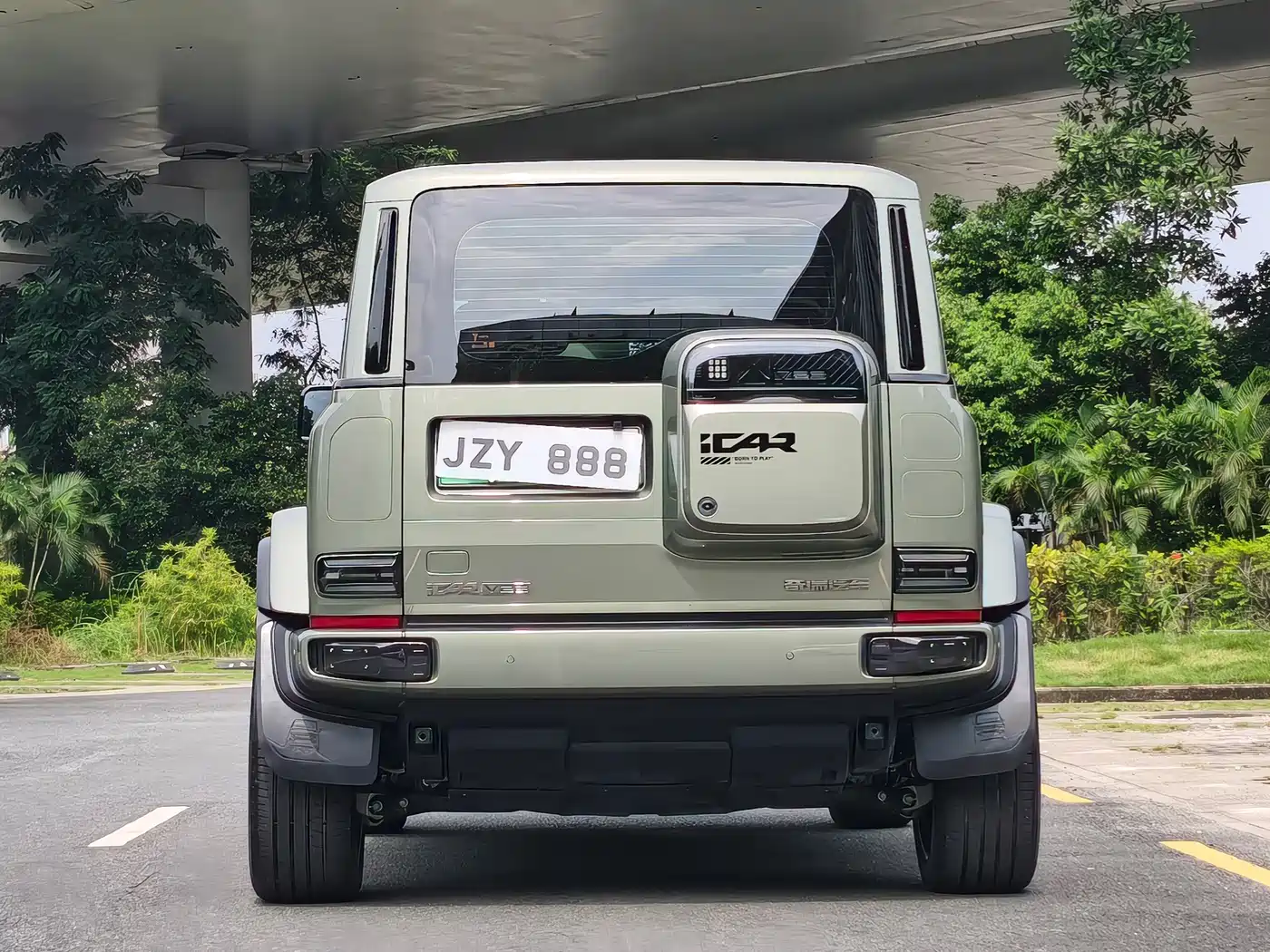 Фото 6 - iCAR V23