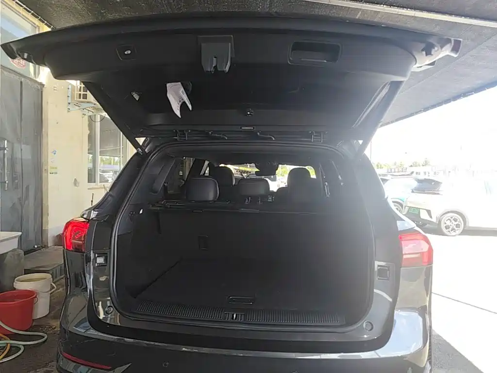 Roewe RX5 MAX 2022 2022 2.0T Automatic Supreme Edition