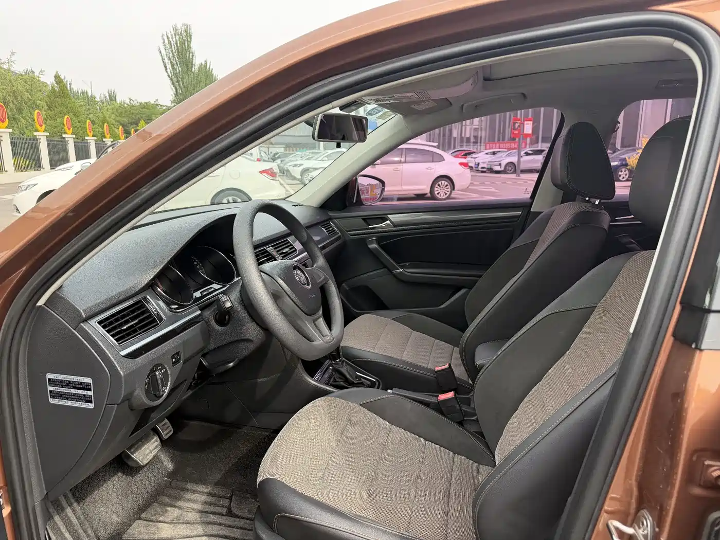 Volkswagen C-TREK 2017 230TSI DSG Comfort фото 6