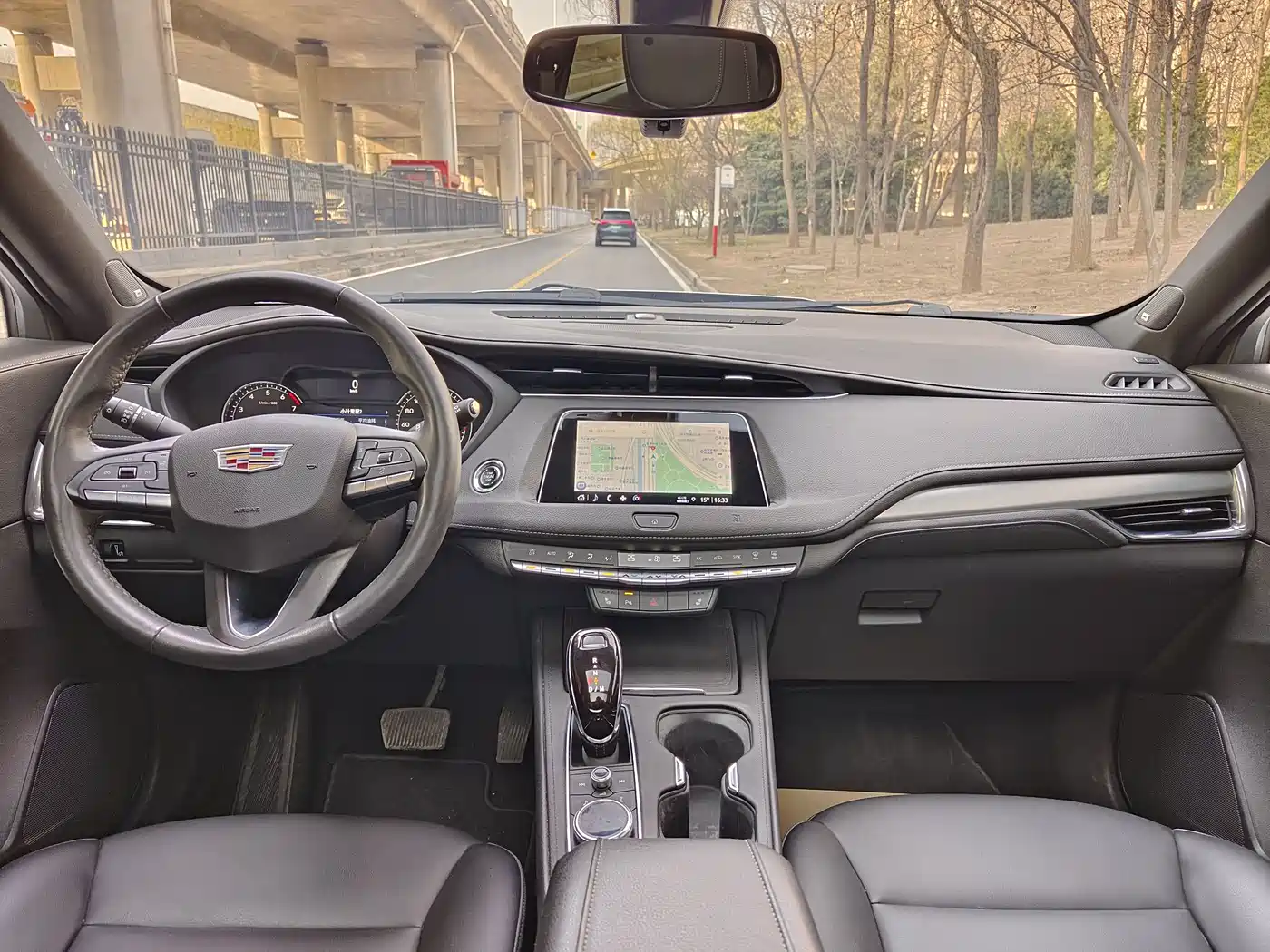 Cadillac XT4 2021 28T FWD Premium Edition фото 12