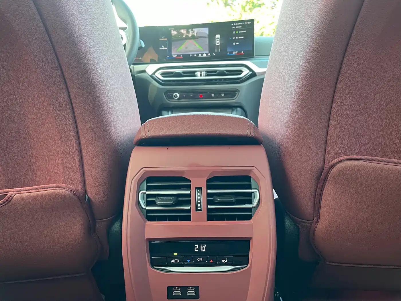 BMW 3 Series 2024 325i M Sport Package фото 18