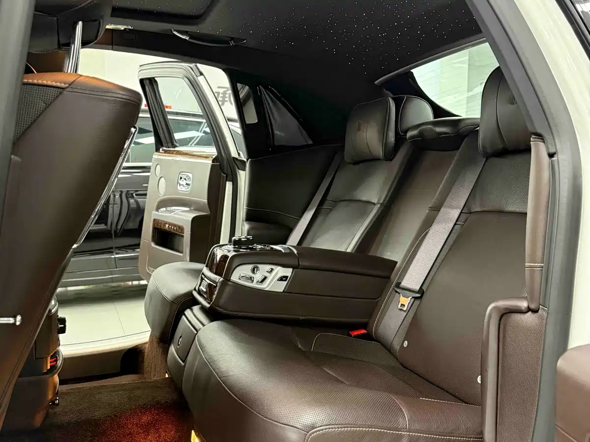 Rolls-Royce Ghost 2012 2010 Model 6.6T Standard