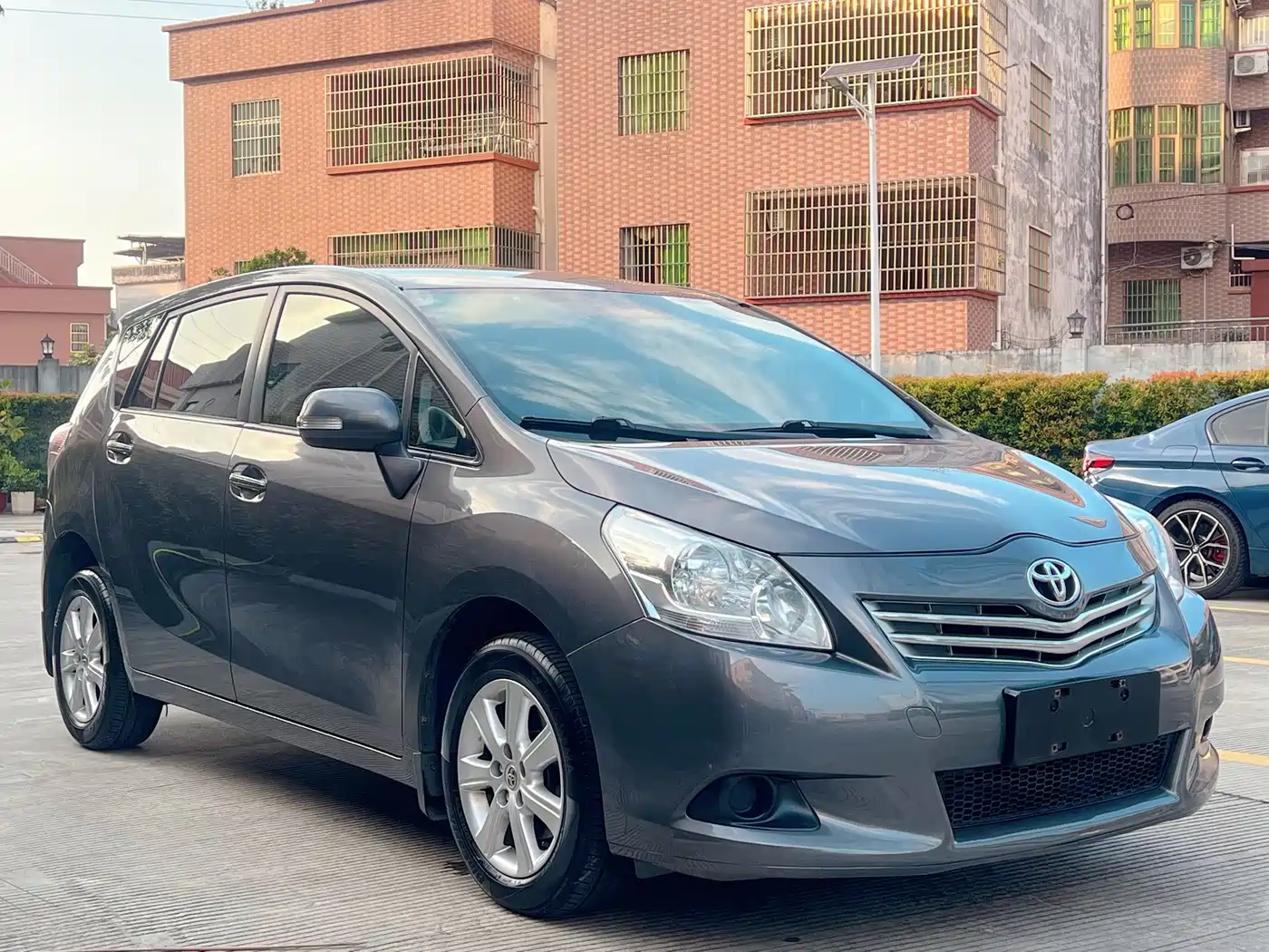 2016 Toyota E'Z