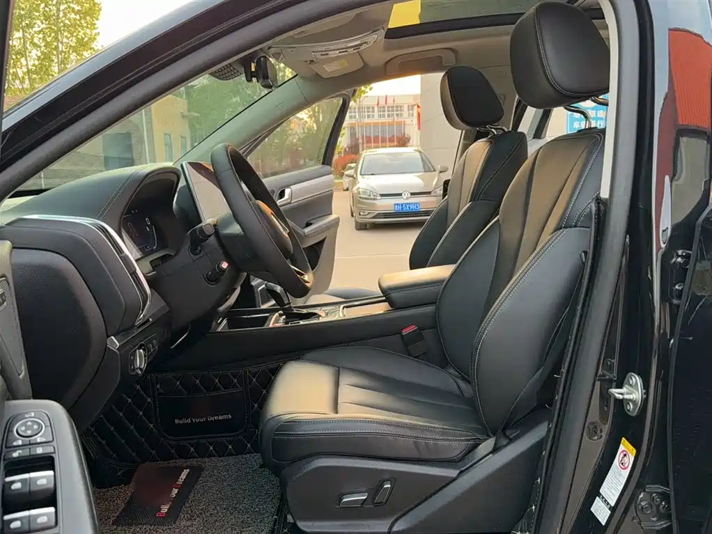 BYD Tang 2018 2.0T Automatic Smart Connection Honor Edition 7-Seater China V фото 11