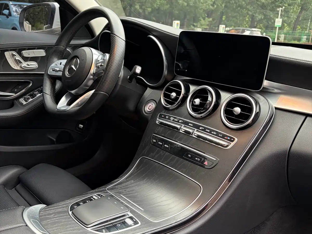 Mercedes-Benz C-Class 2020 Facelift C 260 L Sport фото 11