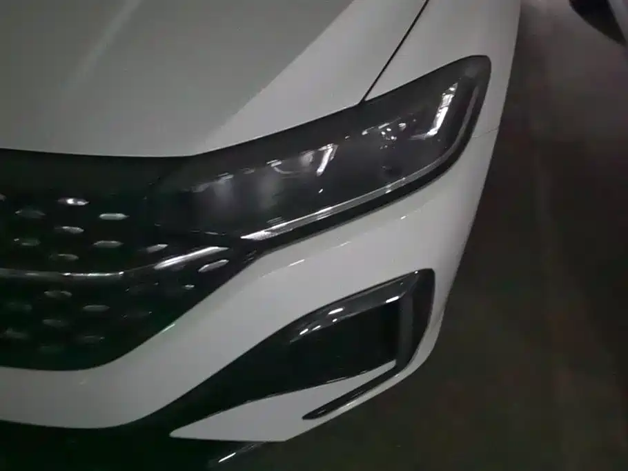 Volkswagen Lavida 2024 Model 1.5L Automatic Starlight 5 Million Edition фото 5