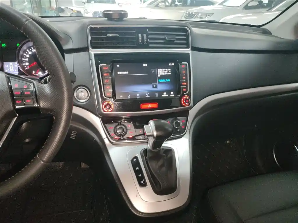 Haval M6 2019 1.5T DCT 2WD Elite Version China V фото 9
