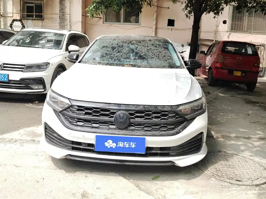 Volkswagen Sagitar 2023 300TSI DSG Surpassing Edition фото 2