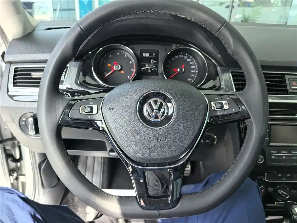 Volkswagen C-TREK 2018 1.5L Automatic Comfort фото 3