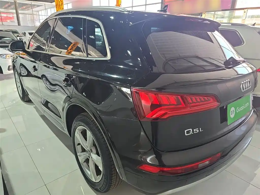 Audi Q5L 2018 40 TFSI Premium Progressive China VI фото 5