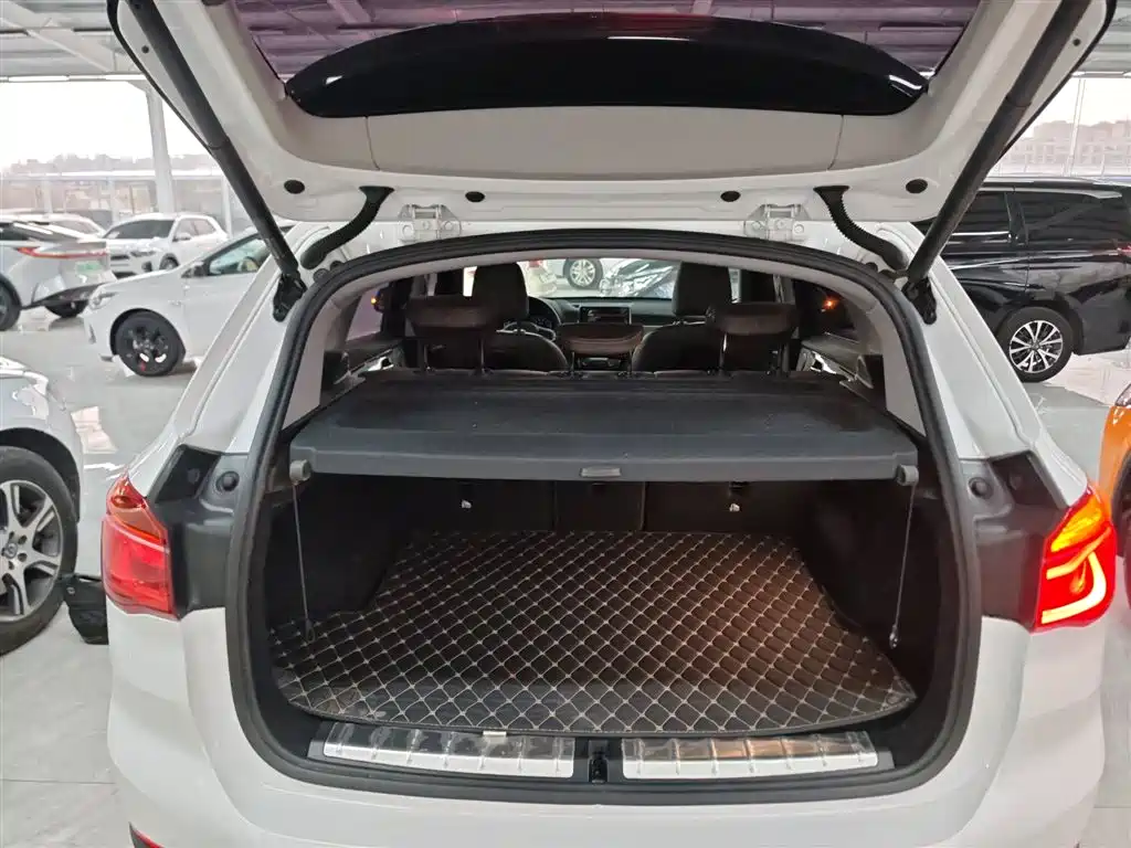 BMW X1 2019 xDrive20Li Premium Model фото 12