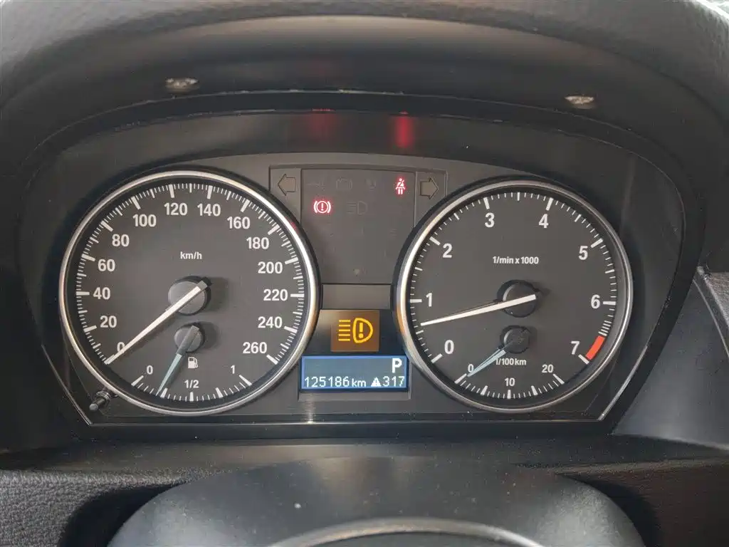 BMW X1 2015 Model sDrive18i Fashion Advanced Edition фото 12