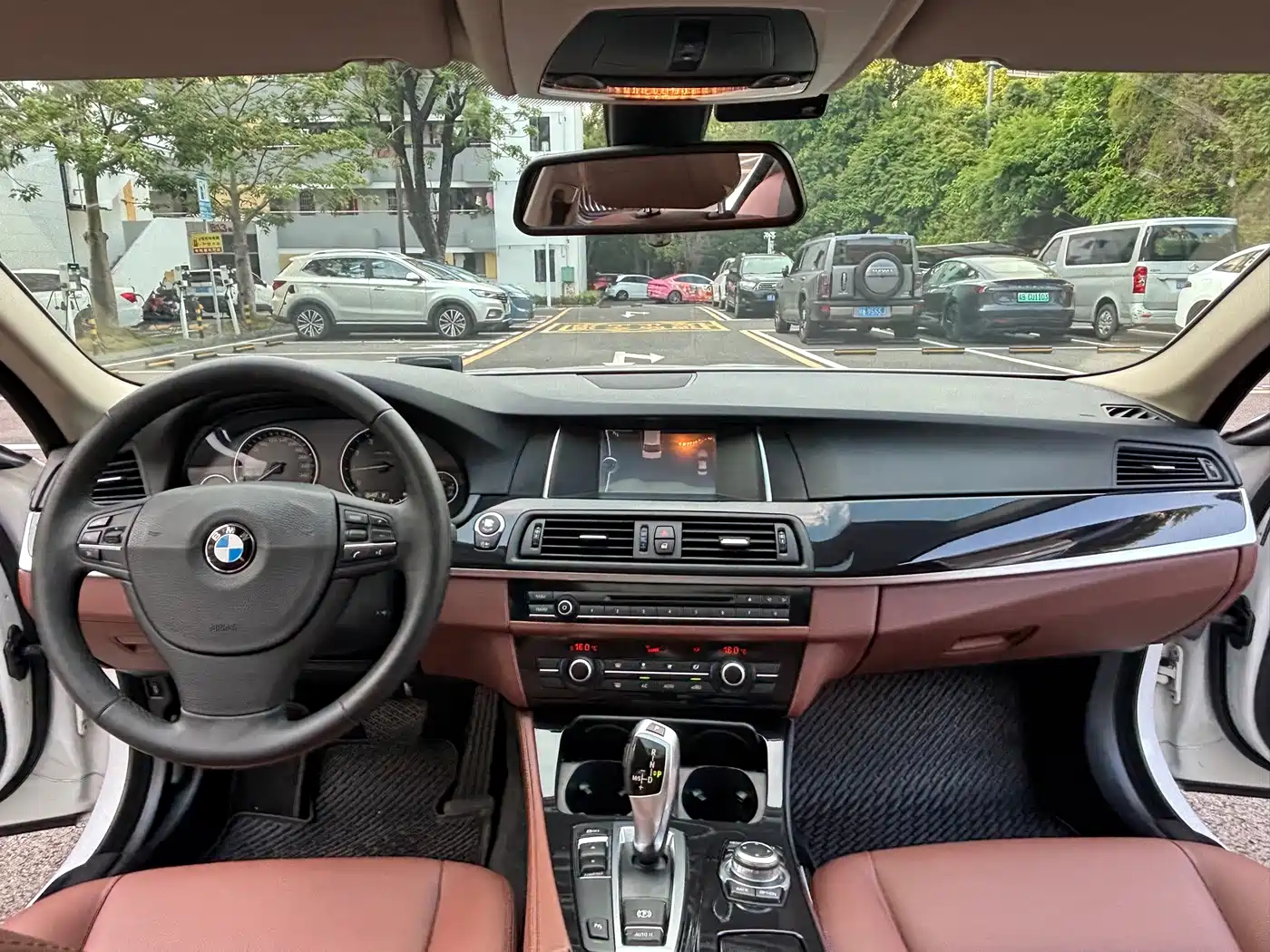 BMW 5 Series (Import) 2013 2014 520i Classic