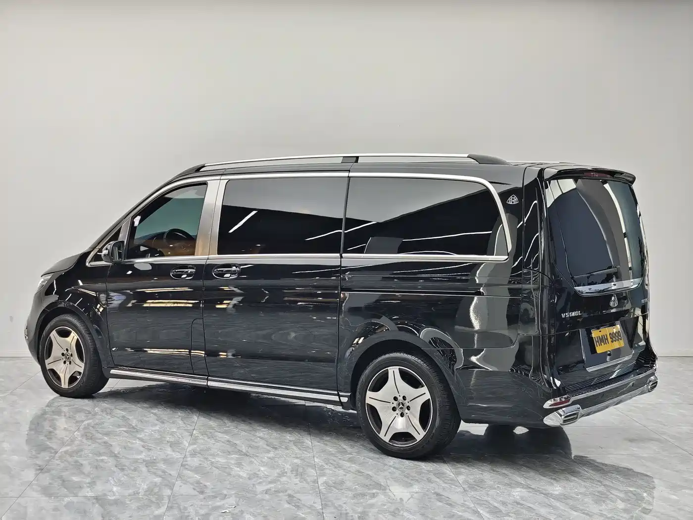 Mercedes-Benz V-Class 2022 V 260 Pilot Edition фото 7