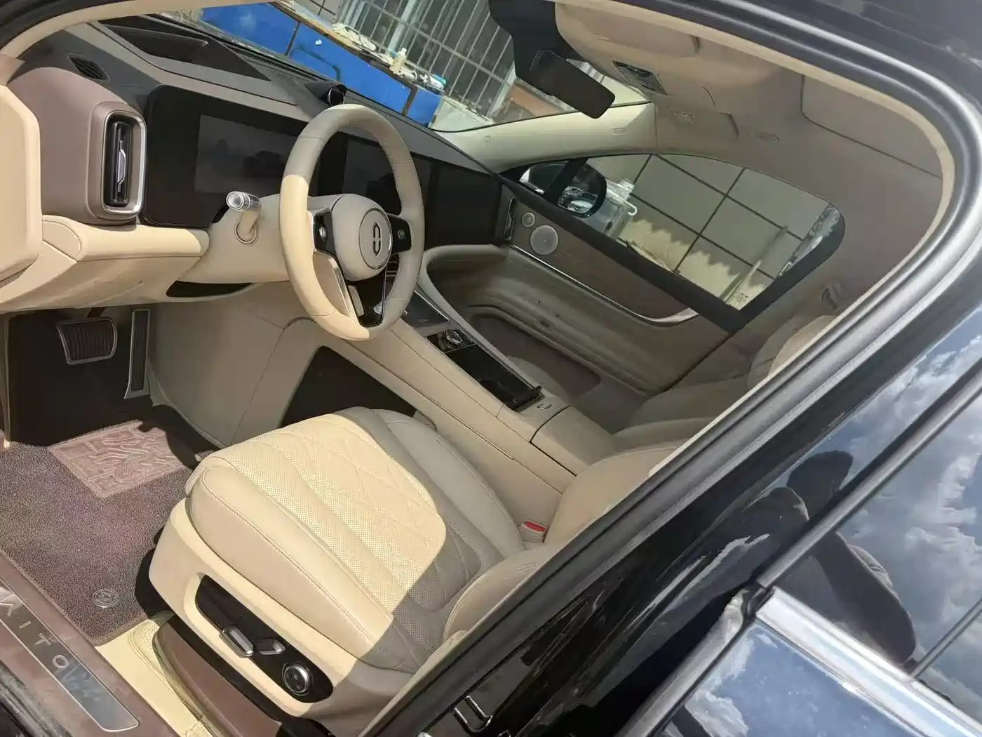 AITO Wenjie AITO M9 2024 2024 Extended Range Ultra 42kWh 6-Seater