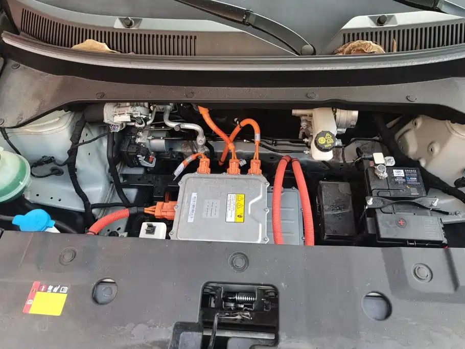 Baojun Yueye Plus 2024 2024 Smart Premium 4-Seater