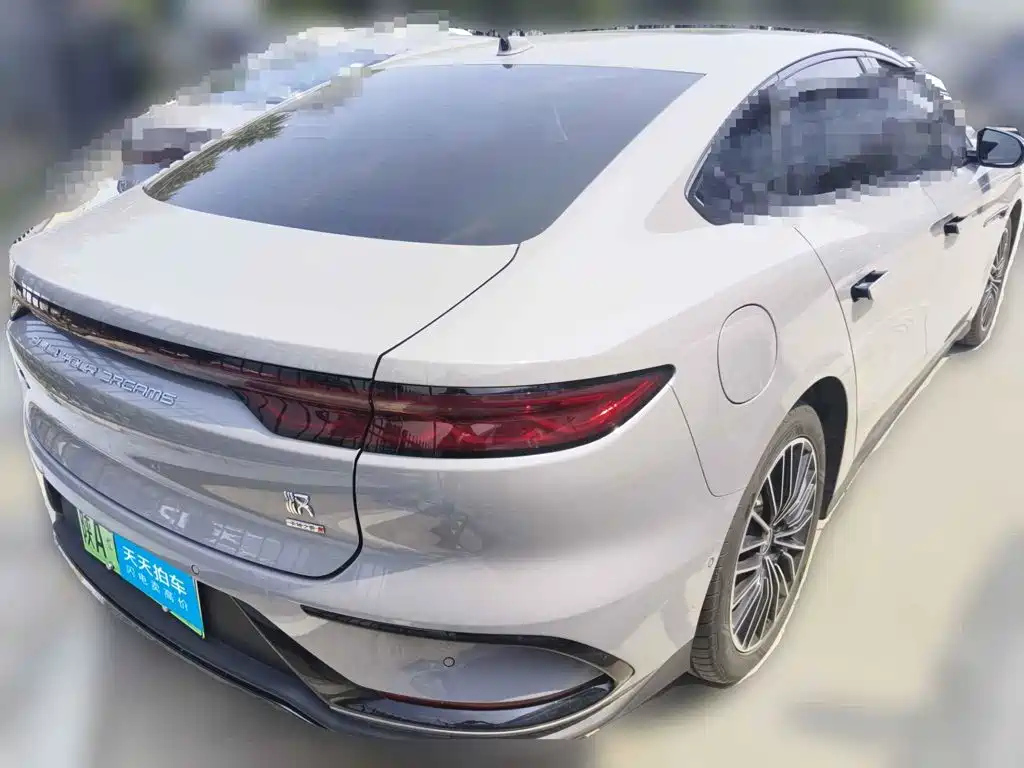 BYD Han 2025 2025 DM-i Smart Driving Edition 125KM LiDAR Flagship
