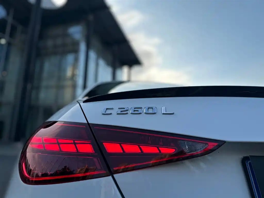 Mercedes-Benz C-Class 2025 C 260 L Night Sport Edition фото 10