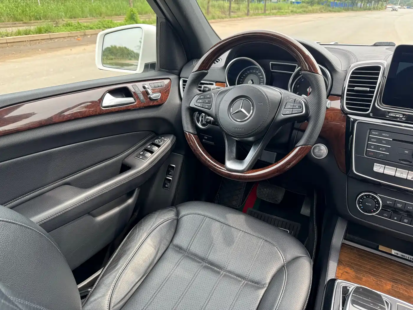 Mercedes-Benz GLS 2017 2017 GLS 400 4MATIC Luxury