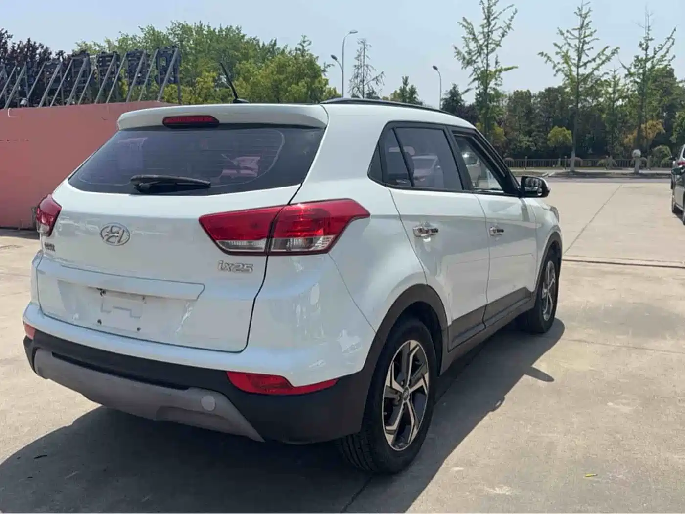 Hyundai Beijing Hyundai ix25 2017 1.6L Automatic Smart Edition фото 7