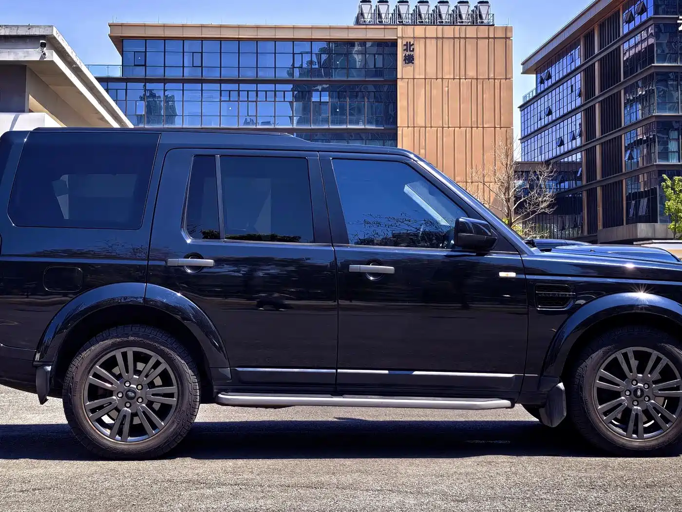 Land Rover Discovery 2011 3.0 SDV6 HSE Diesel фото 11