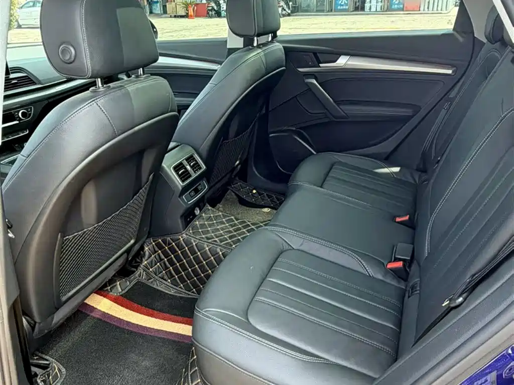 Audi Q5L 2020 45 TFSI Exclusive Fashion фото 18