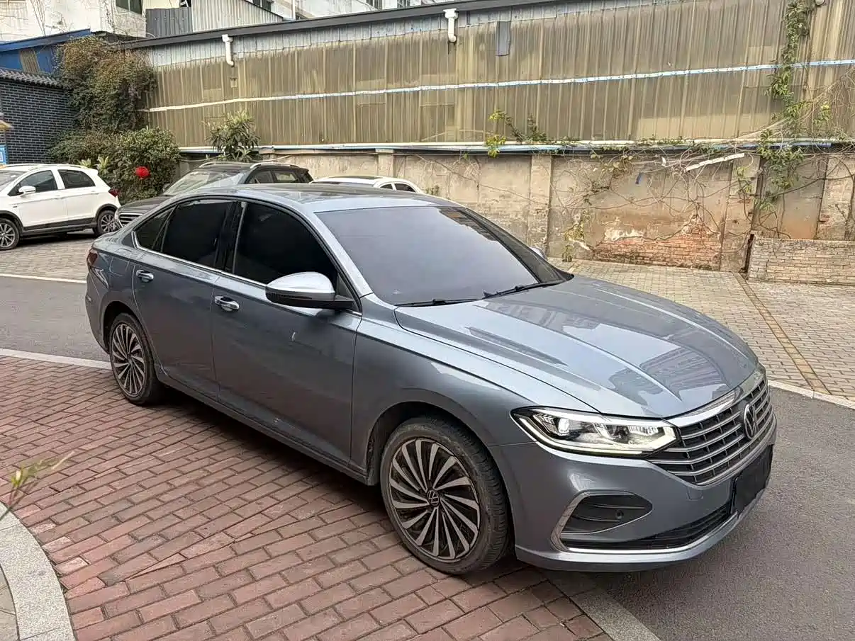 Volkswagen Lavida 2023 Model 280TSI DSG Eternal Edition фото 3