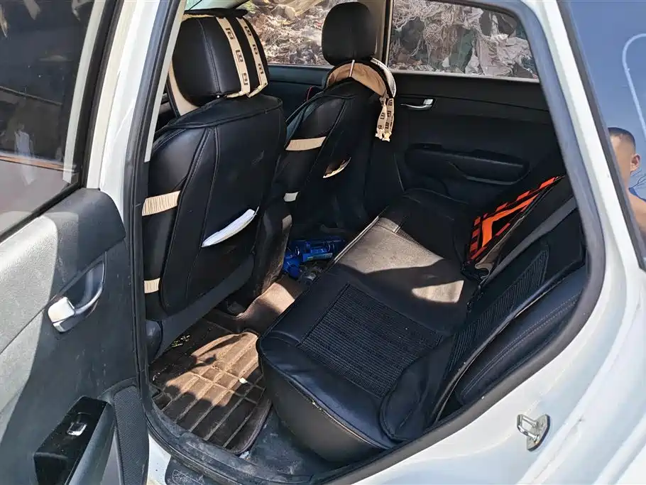 Kia KX3 Smart Run 2015 1.6L Automatic 2WD DLX фото 11